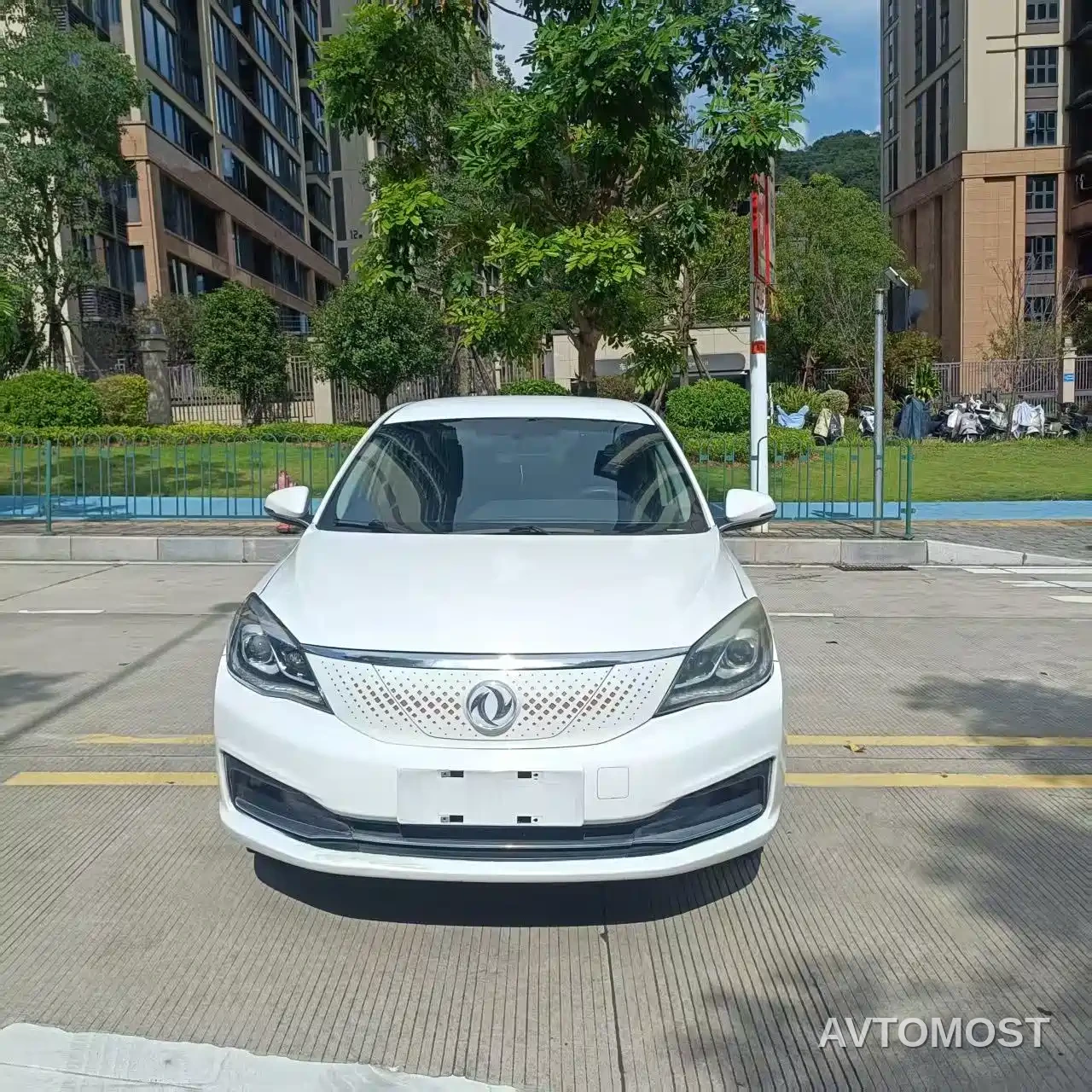 Dongfeng Fengshen E70 2021 360H Battery Swap Version — фото 2