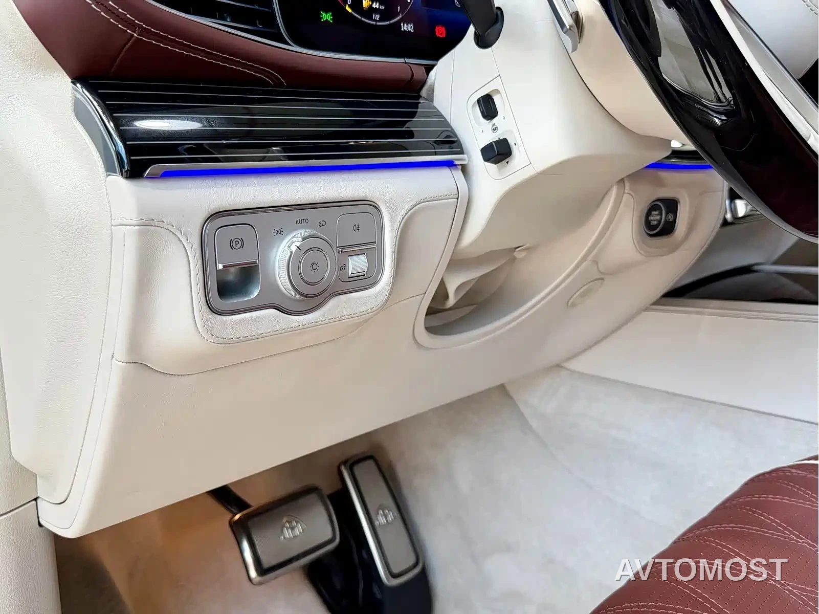Mercedes-Benz Maybach GLS 2024 GLS 480 4MATIC — фото 11