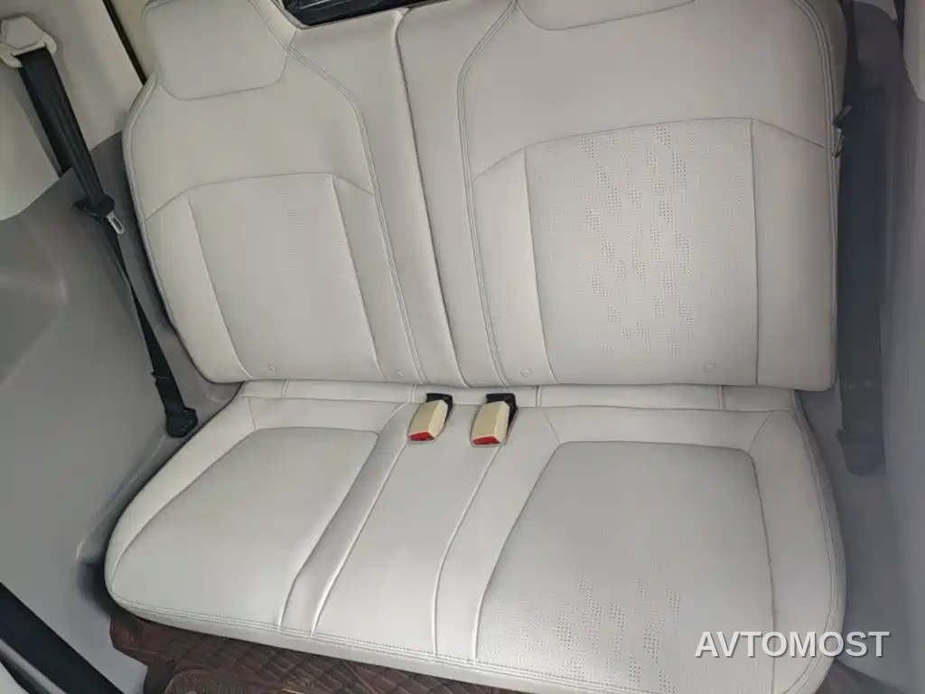 Wuling Air ev 2023 4-Seat Advanced Edition — фото 16