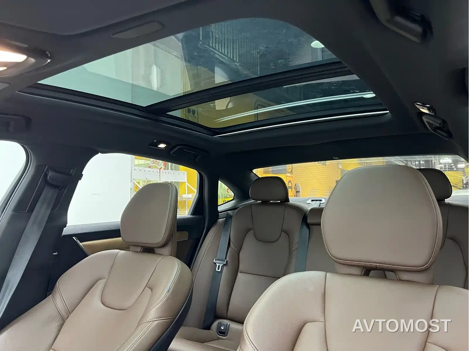 Volvo S90 Plug-in Hybrid 2022 T8 Recharge Plug-in Hybrid Momentum Luxury Edition — фото 14