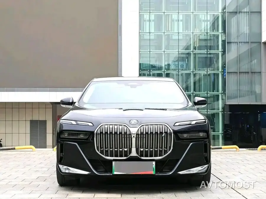 BMW i7 2023 eDrive50L Leading M Sport Package