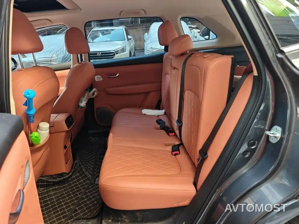 Landian E5 PLUS 2025 165km Long Range 5-seater — фото 18