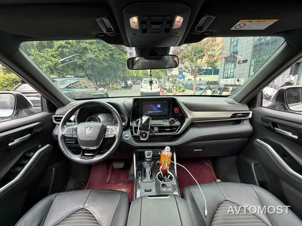 Toyota Crown Kluger 2021 2.5L HEV 4WD Luxury — фото 13