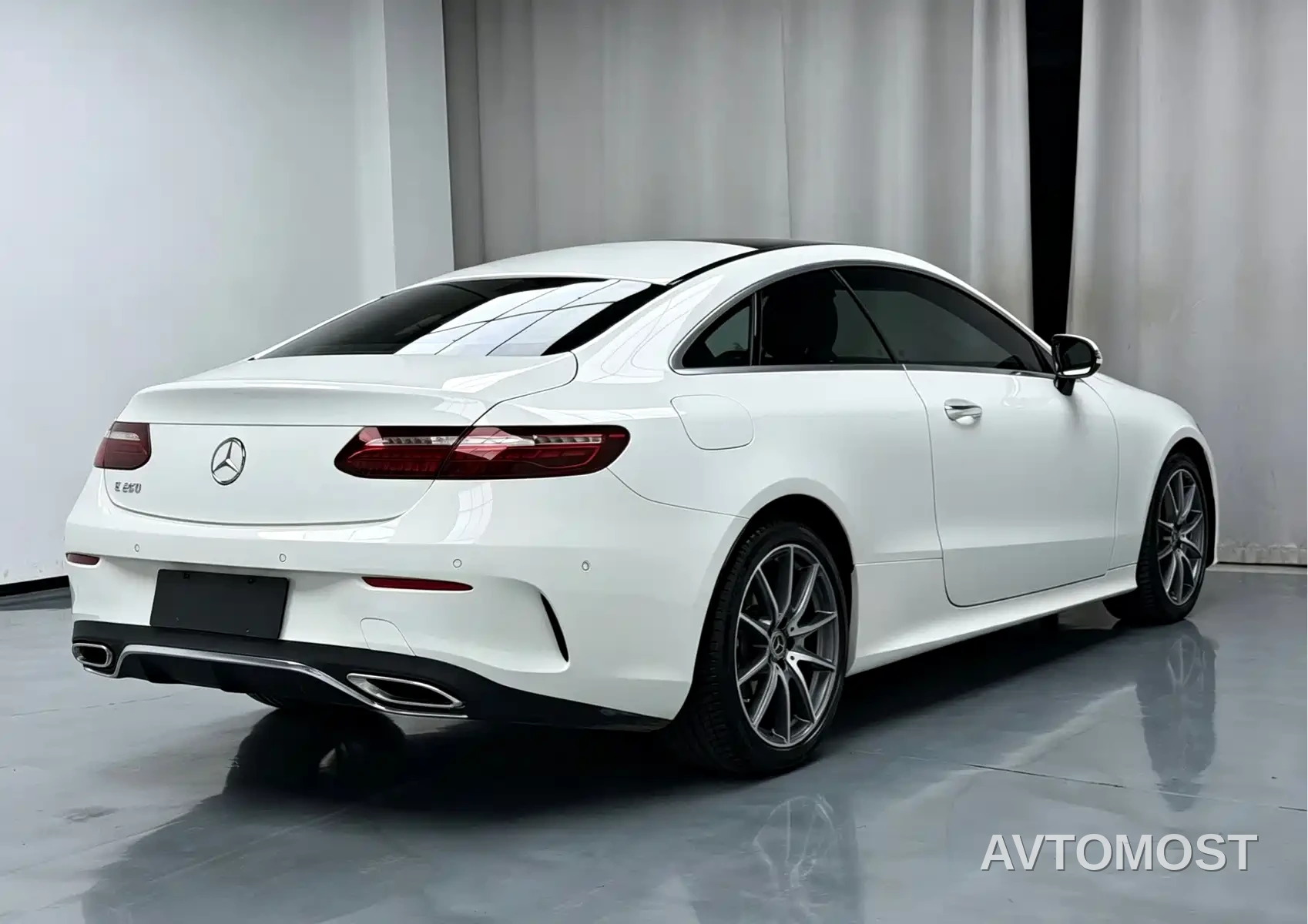 Mercedes-Benz E-Class (Import) 2023 E 260 Coupe — фото 13