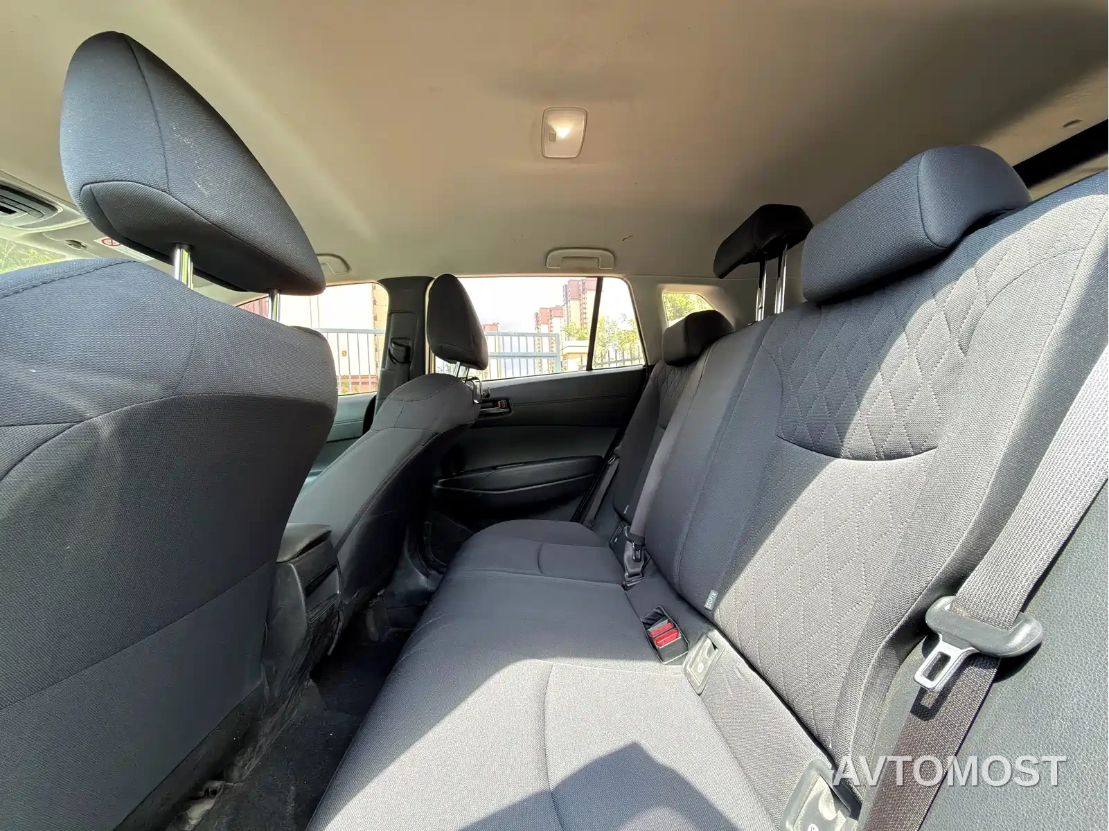 Toyota Corolla Cross 2023 Hybrid 2.0L Pioneer Edition — фото 5
