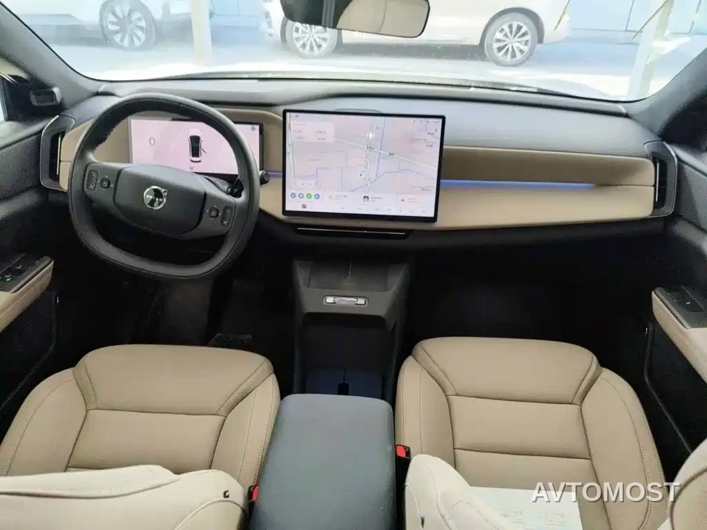 Volvo XC70 Plug-in Hybrid 2025 Standard — фото 12