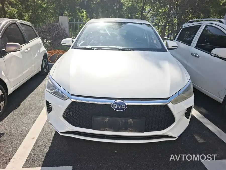 BYD e2 2021 Luxury Edition