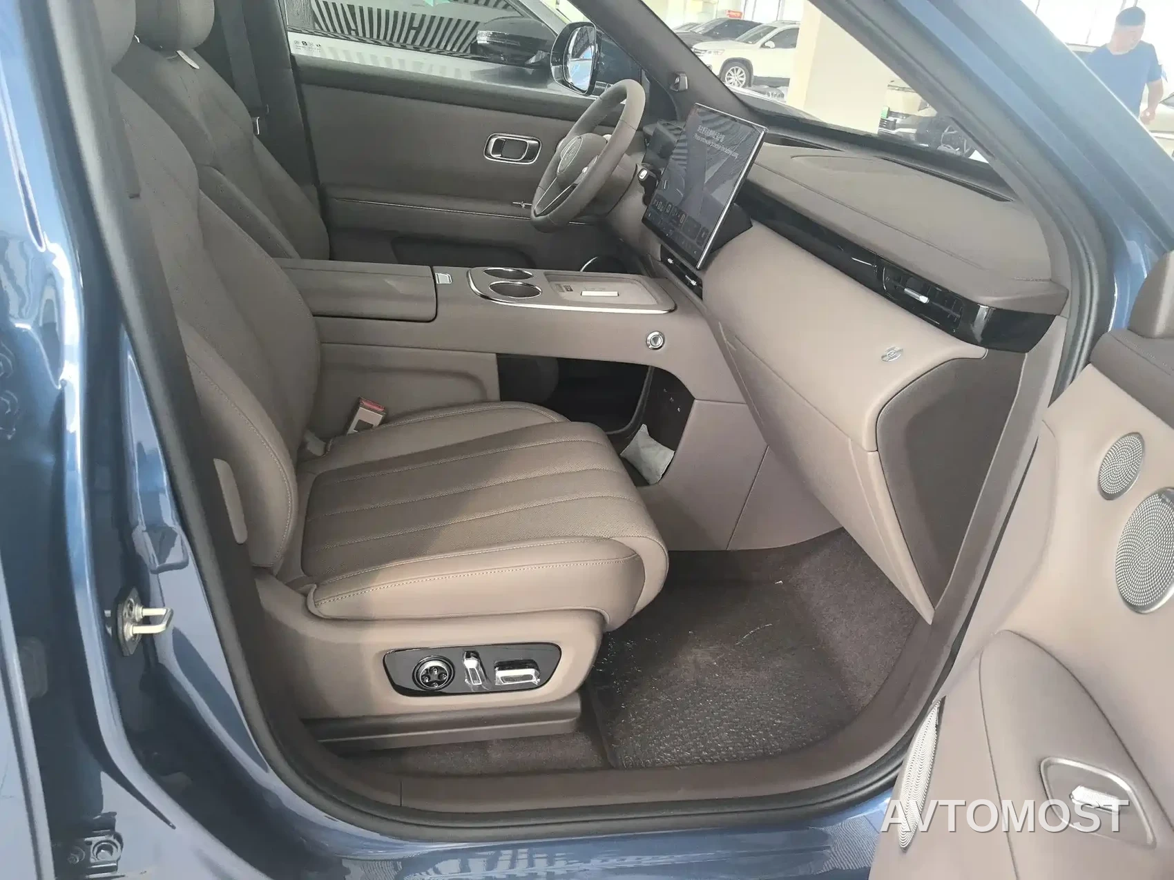 Dongfeng Yipai E8 M8 — фото 12