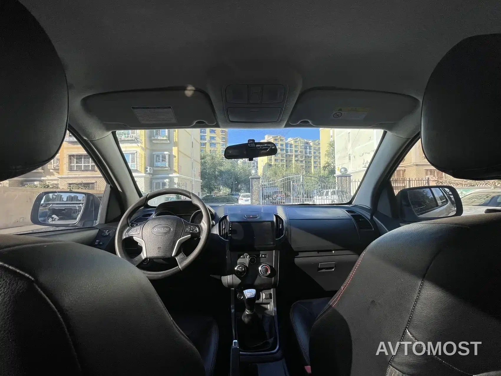 Isuzu TAGA Daka 2021 3.0T Diesel Manual 4WD Ultra Luxury Long Wheelbase 4KH1CT6H1 — фото 8