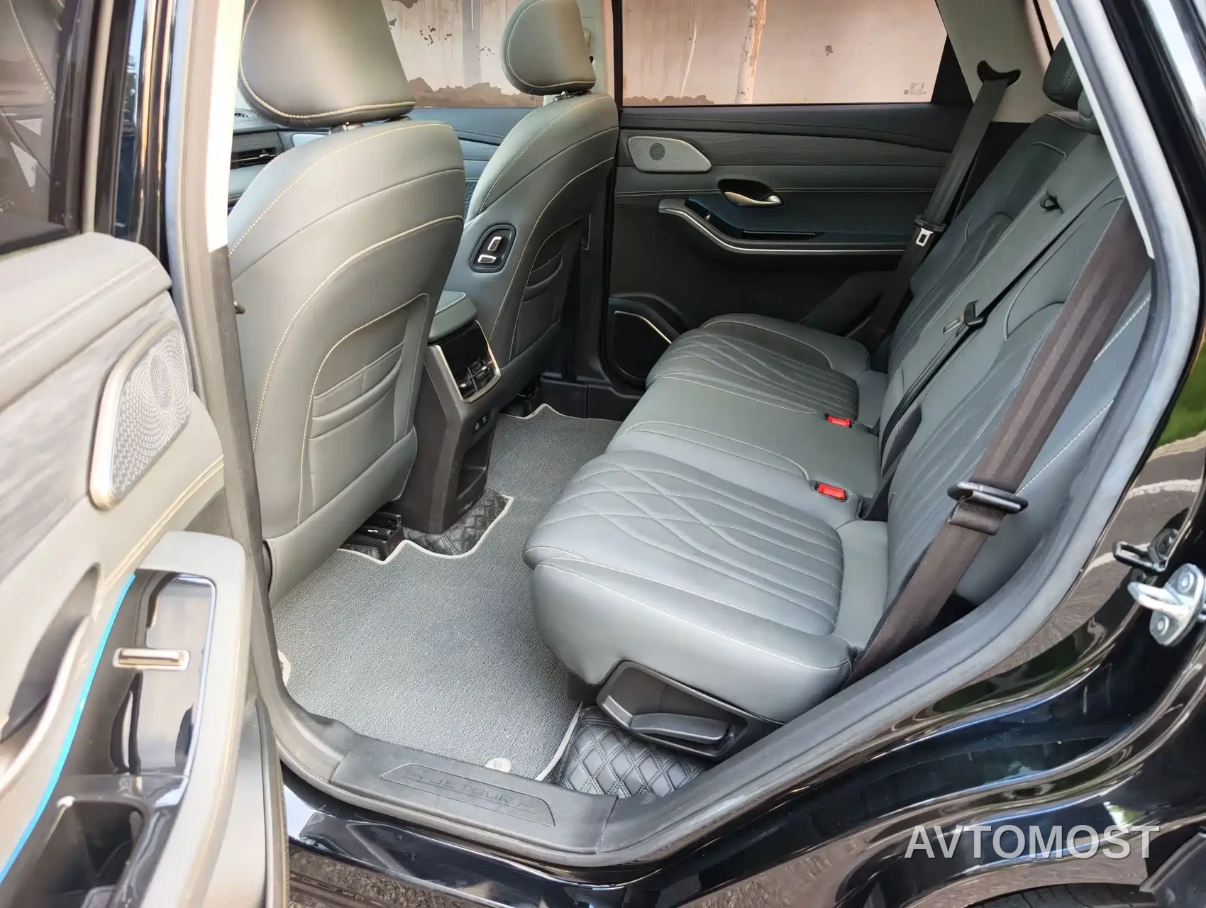Jetour Shanhai L9 2024 1.5TD 2DHT Pro 5-Seater — фото 8