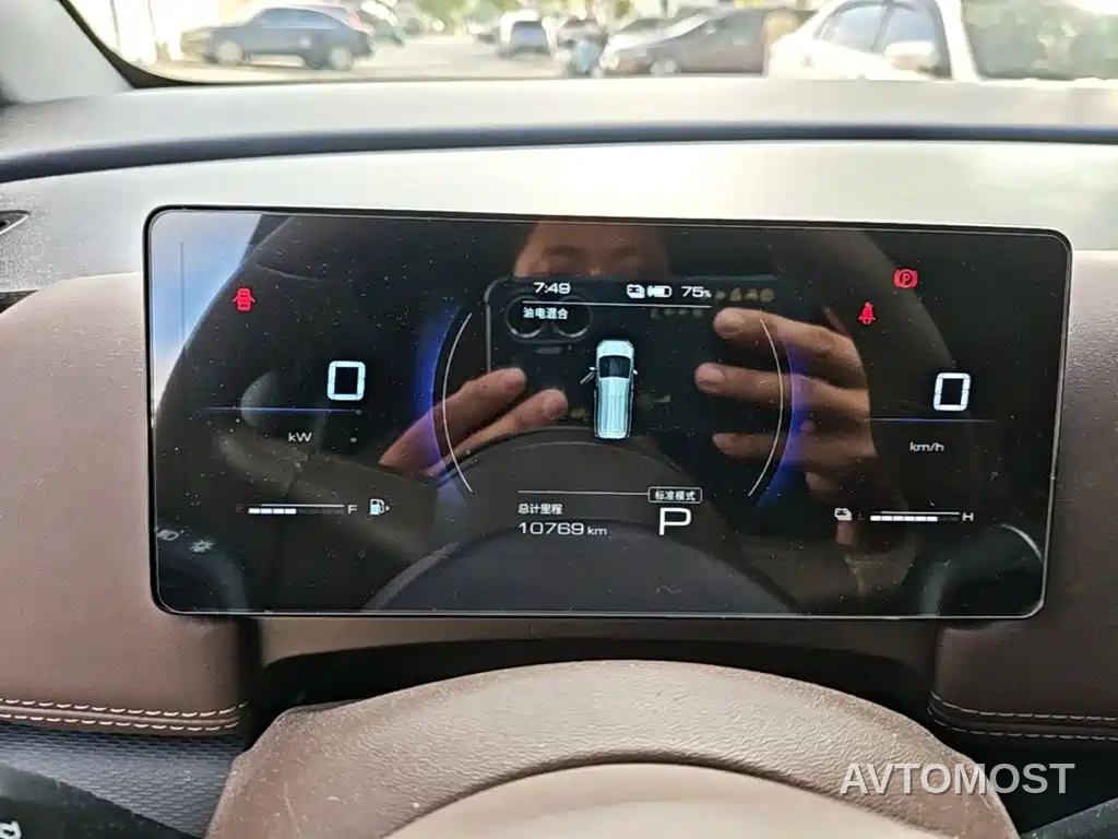 Wuling Motors Xingguang 730 New Energy 2025 Model Plug-in Hybrid Base Version — фото 7