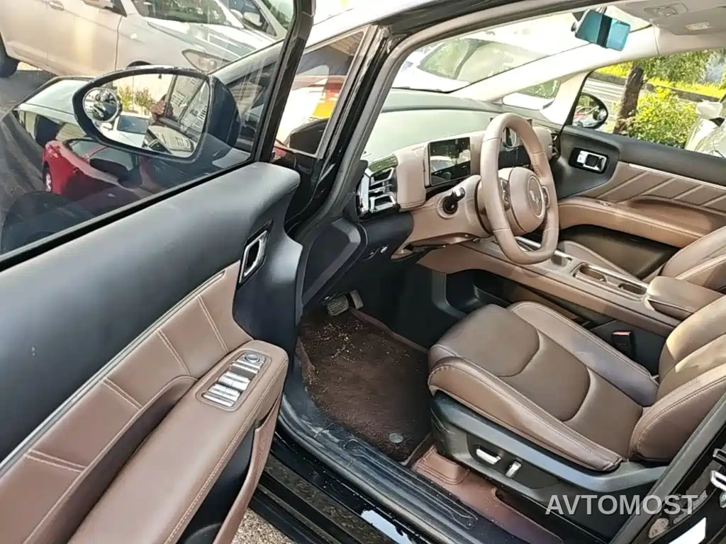 Wuling Motors Xingguang 730 New Energy 2025 Model Plug-in Hybrid Base Version — фото 9