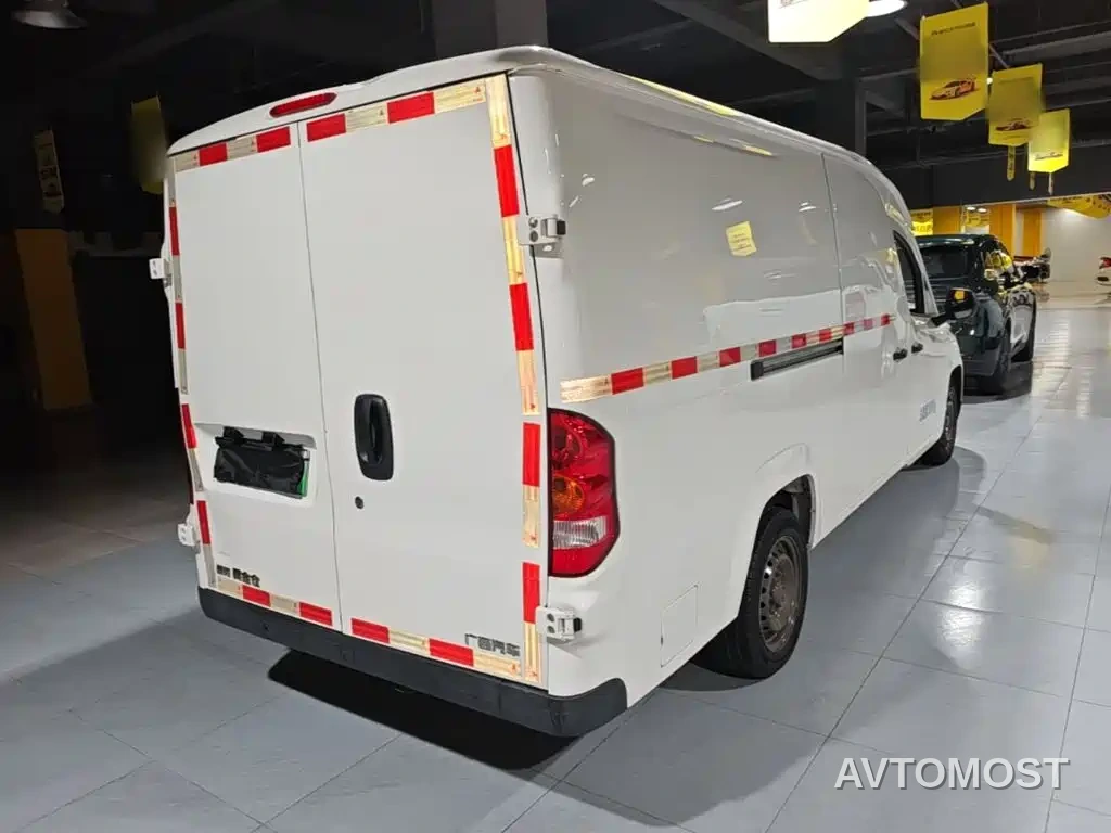 Lingshi Auto Ling Shi Golden Warehouse 2024 Economy Edition First Class Cabin — фото 6