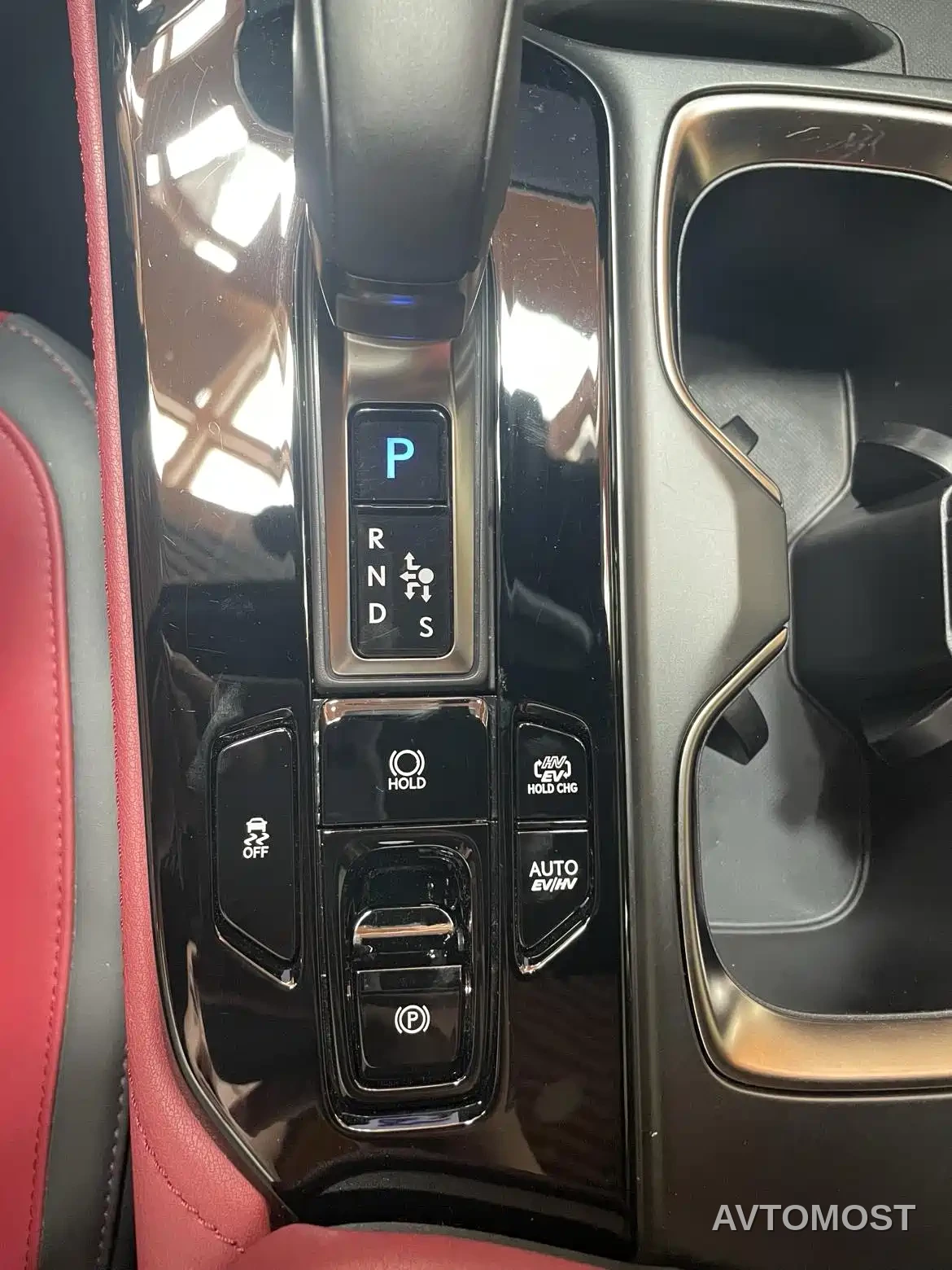 Lexus NX New Energy 2023 400h+ Joy Edition — фото 8