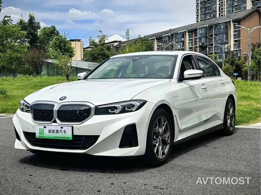BMW i3 2022 eDrive 35 L