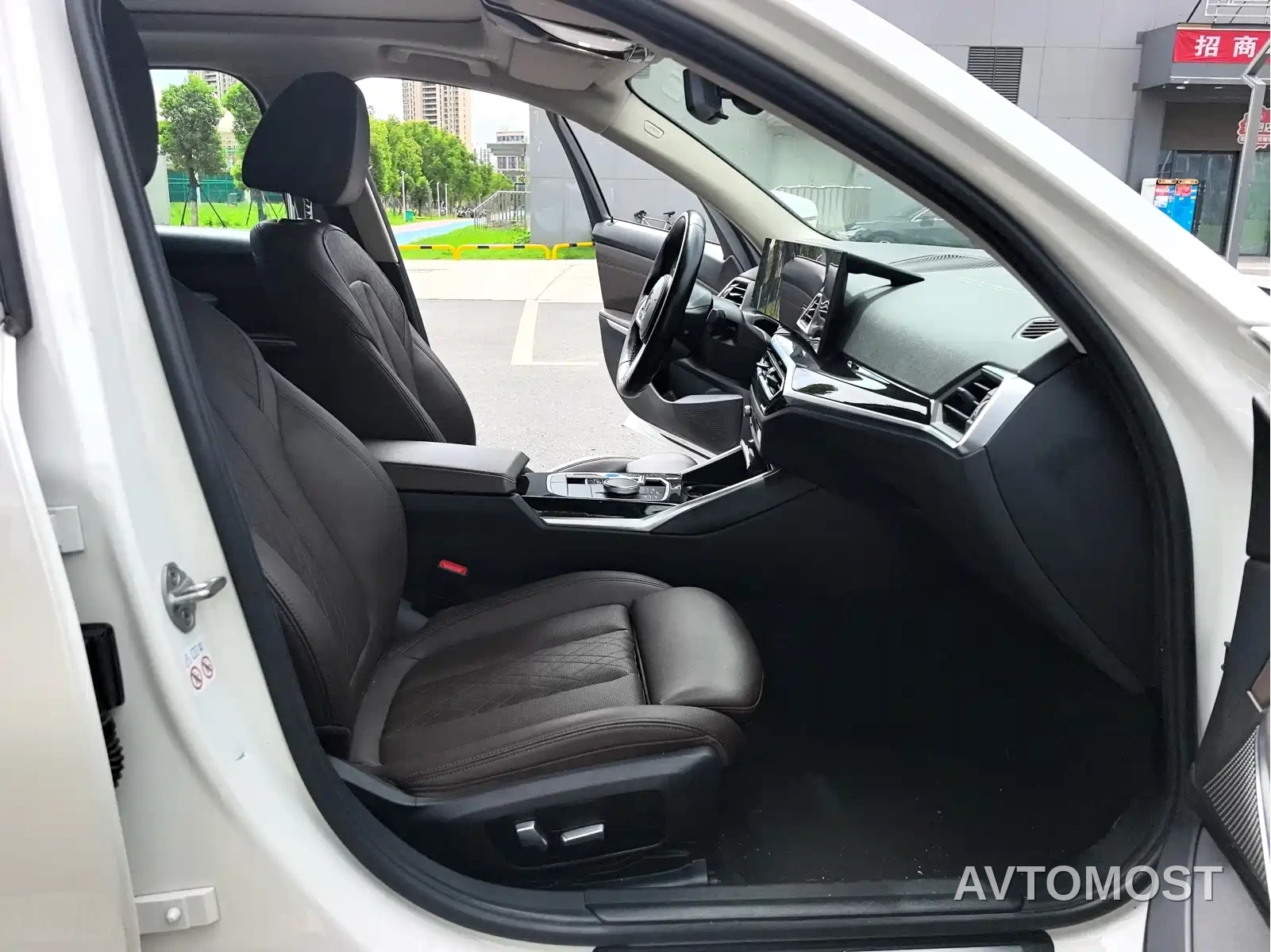 BMW i3 2022 eDrive 35 L — фото 9