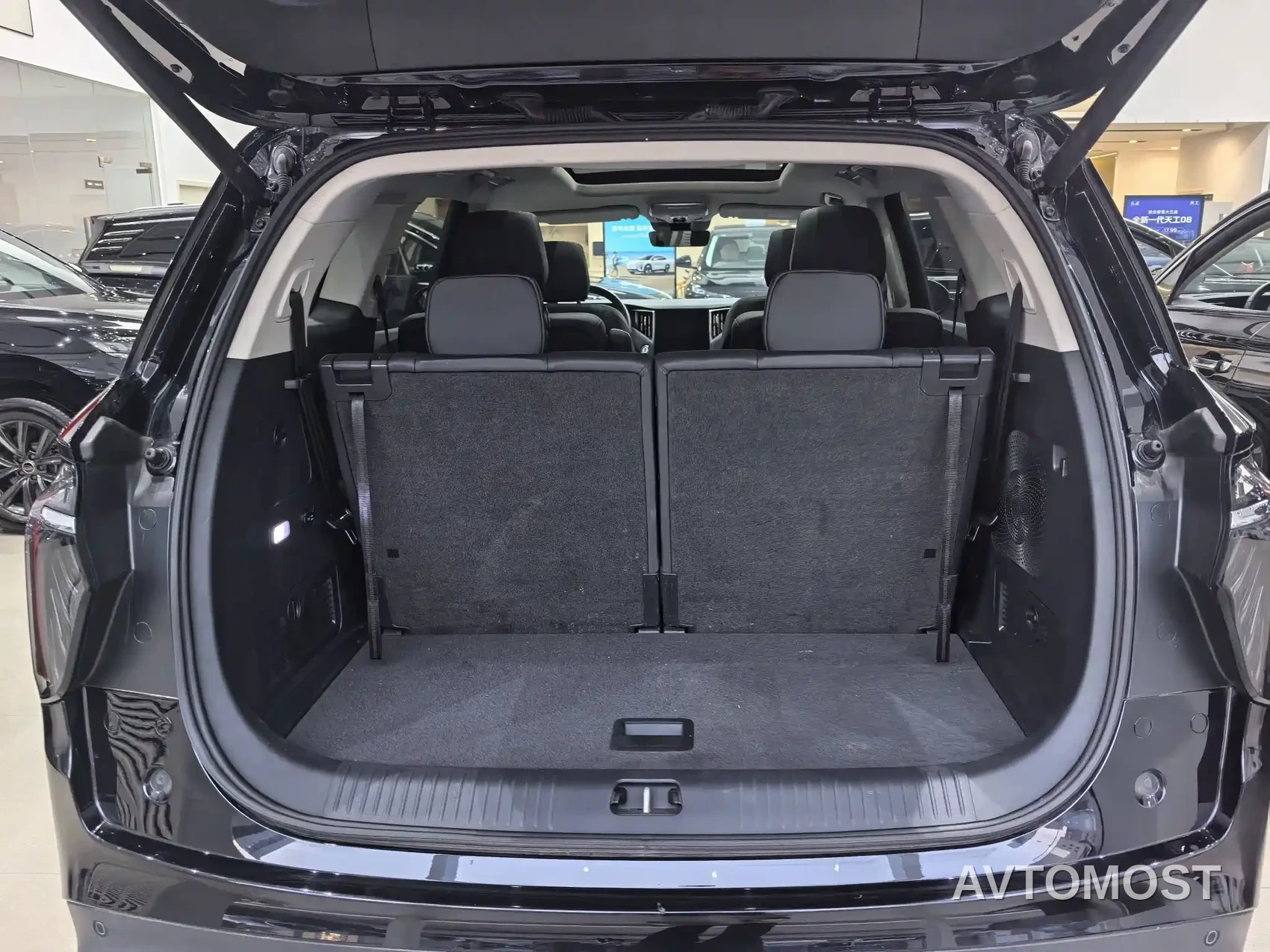 Hongqi HS7 PHEV 2024 2.0T PHEV 4WD Flagship Edition 6-seater — фото 12