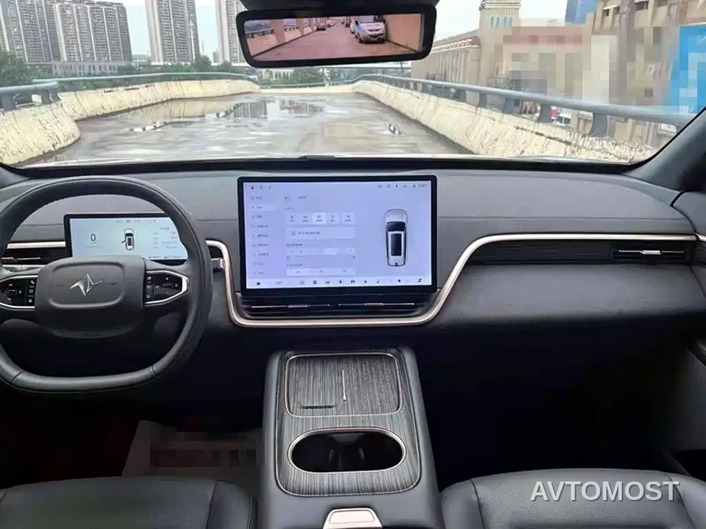 Dongfeng Yipai eπ008 2024 210Max Range Extender 6-Seater — фото 9