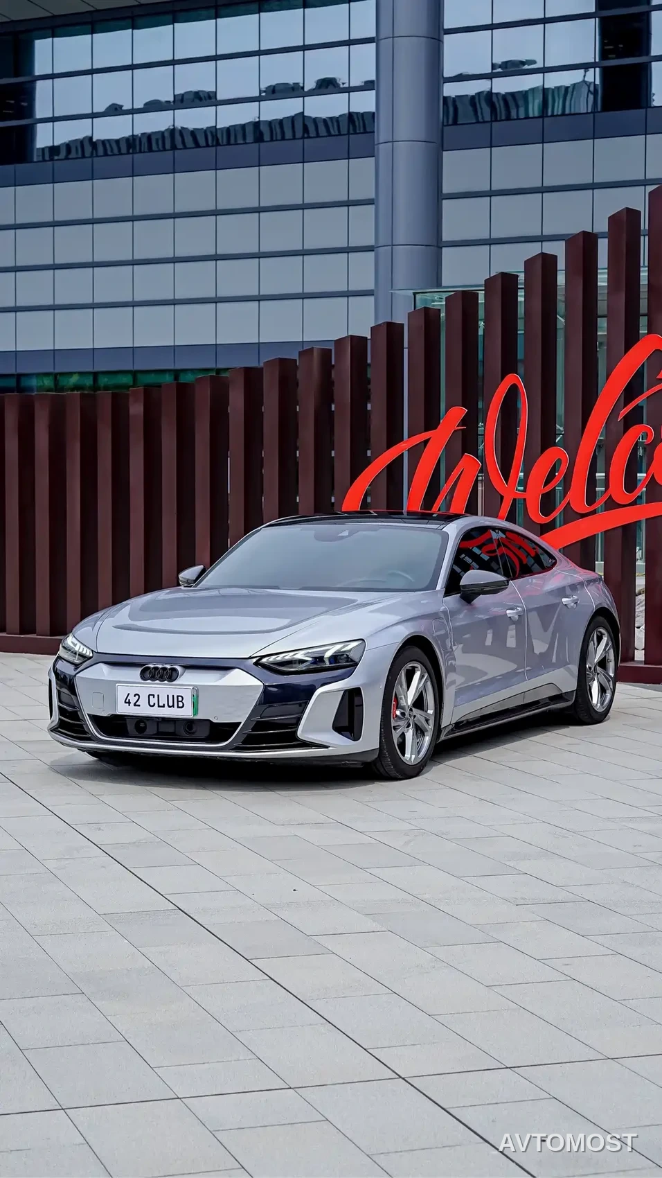 Audi e-tron GT 2023 Base Model — фото 3