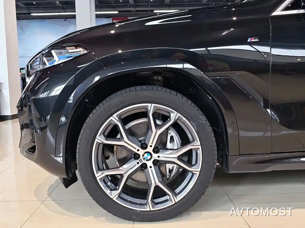 BMW X6 2023 xDrive40i M Sport Package — фото 9