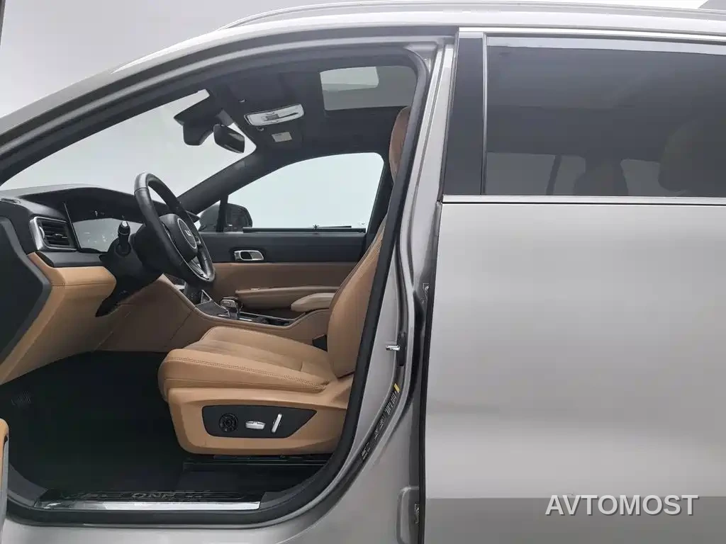 Li ONE 2020 Extended Range 6-seater — фото 9