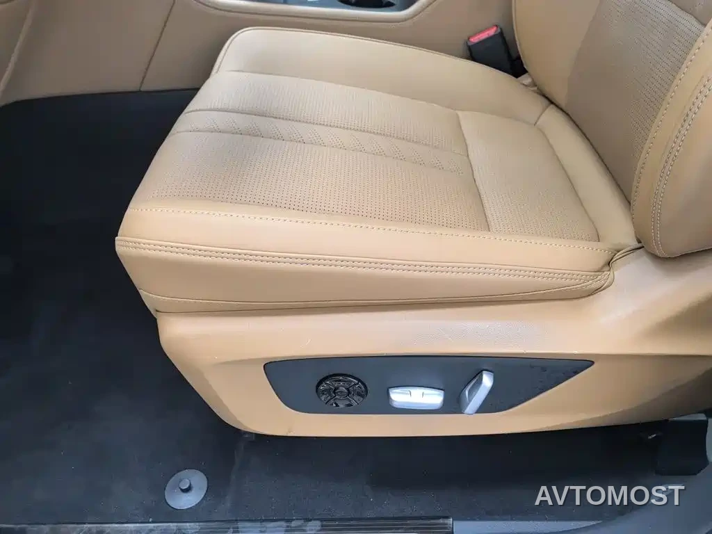 Li ONE 2020 Extended Range 6-seater — фото 19