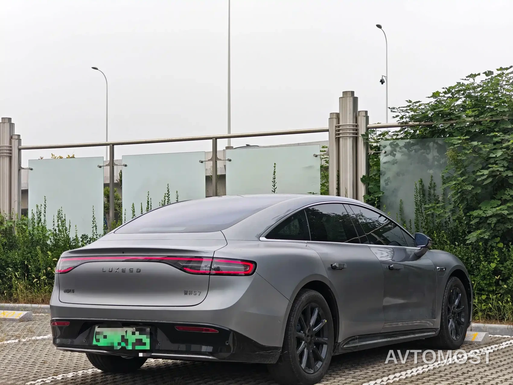 Zhijie S7 2024 Max RWD Long Range Smart Drive — фото 5