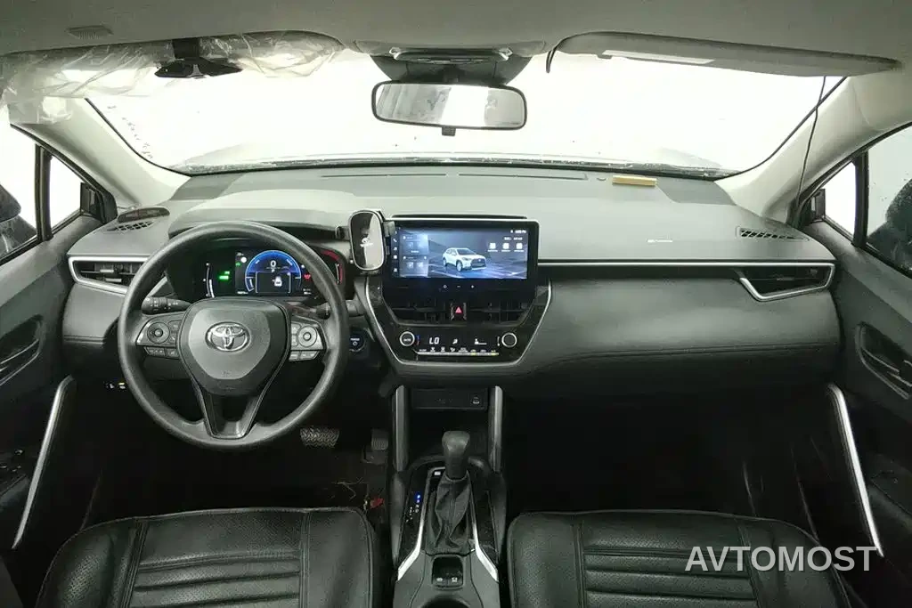 Toyota Corolla Cross 2023 Hybrid 2.0L Pioneer Edition — фото 11