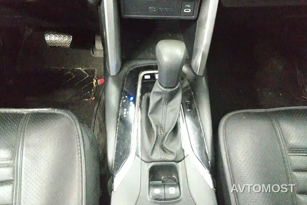 Toyota Corolla Cross 2023 Hybrid 2.0L Pioneer Edition — фото 15