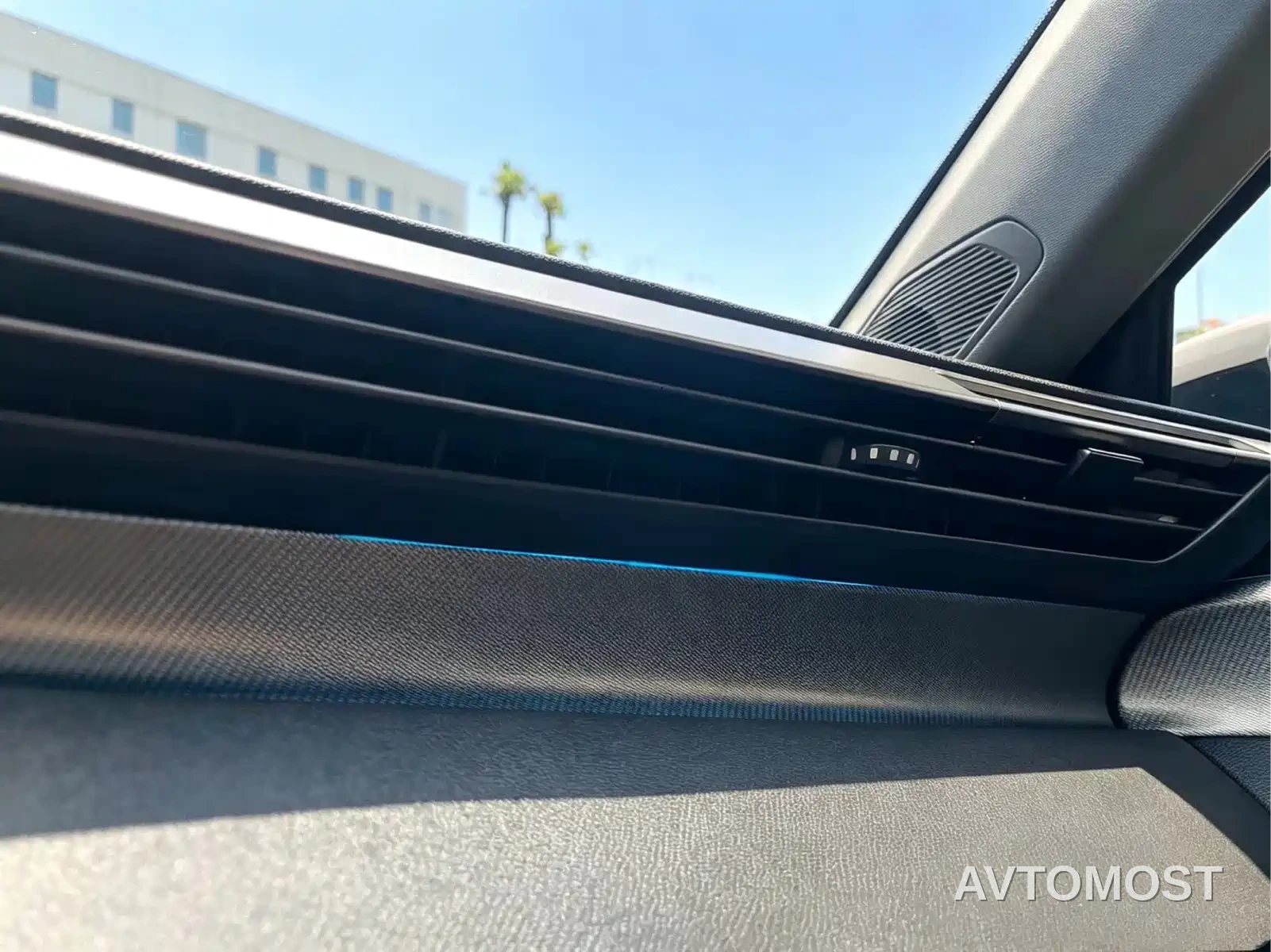 Peugeot 408X 2023 Model Boundless Edition — фото 20