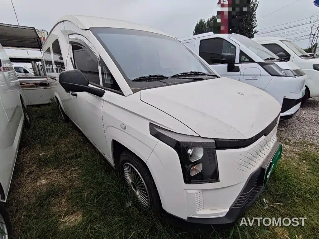 Yufeng Golden Warehouse 2025 Passenger Version With Slow Charging — фото 4