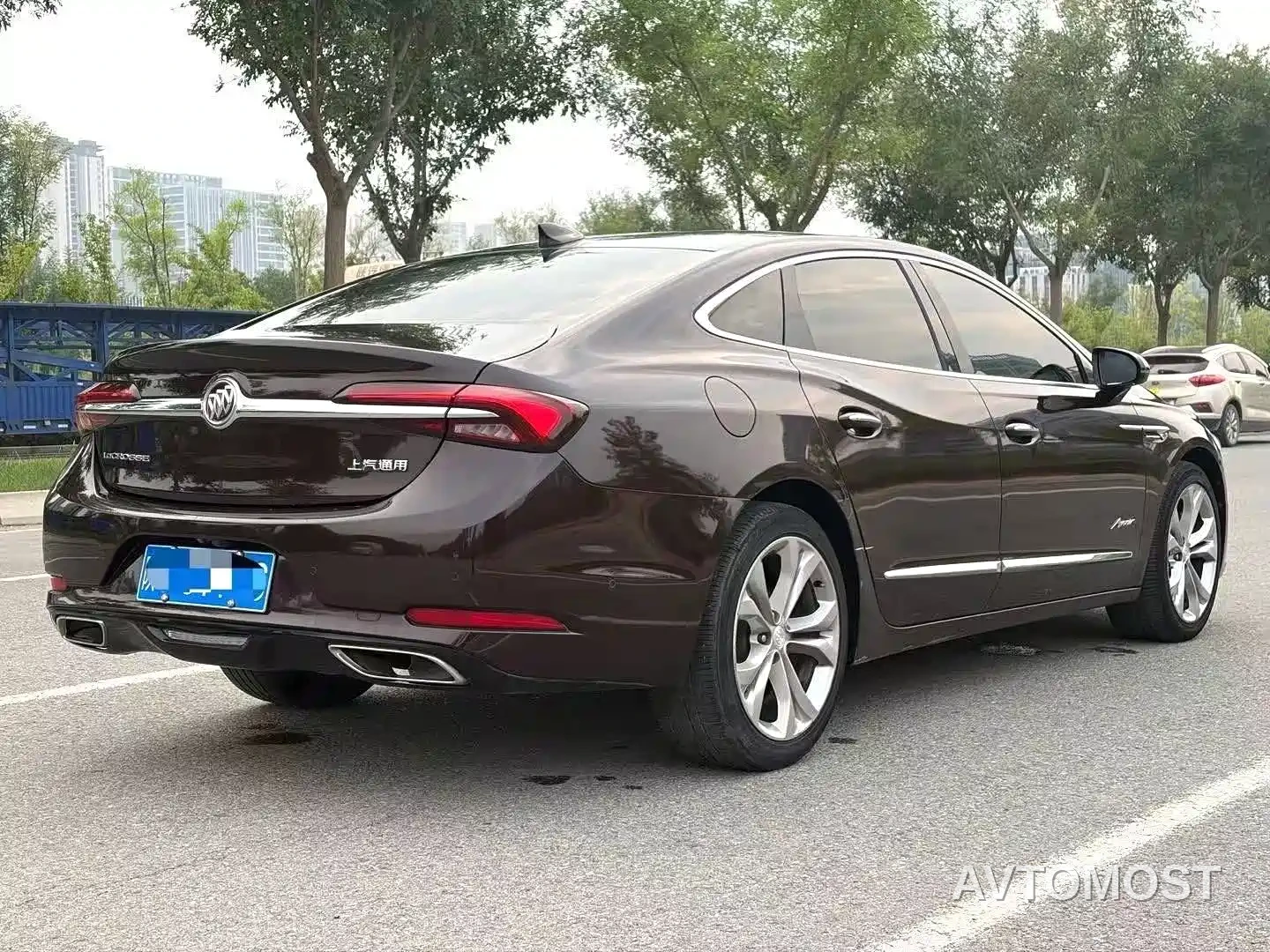 Buick LaCrosse 2022 Avenir First Edition — фото 5