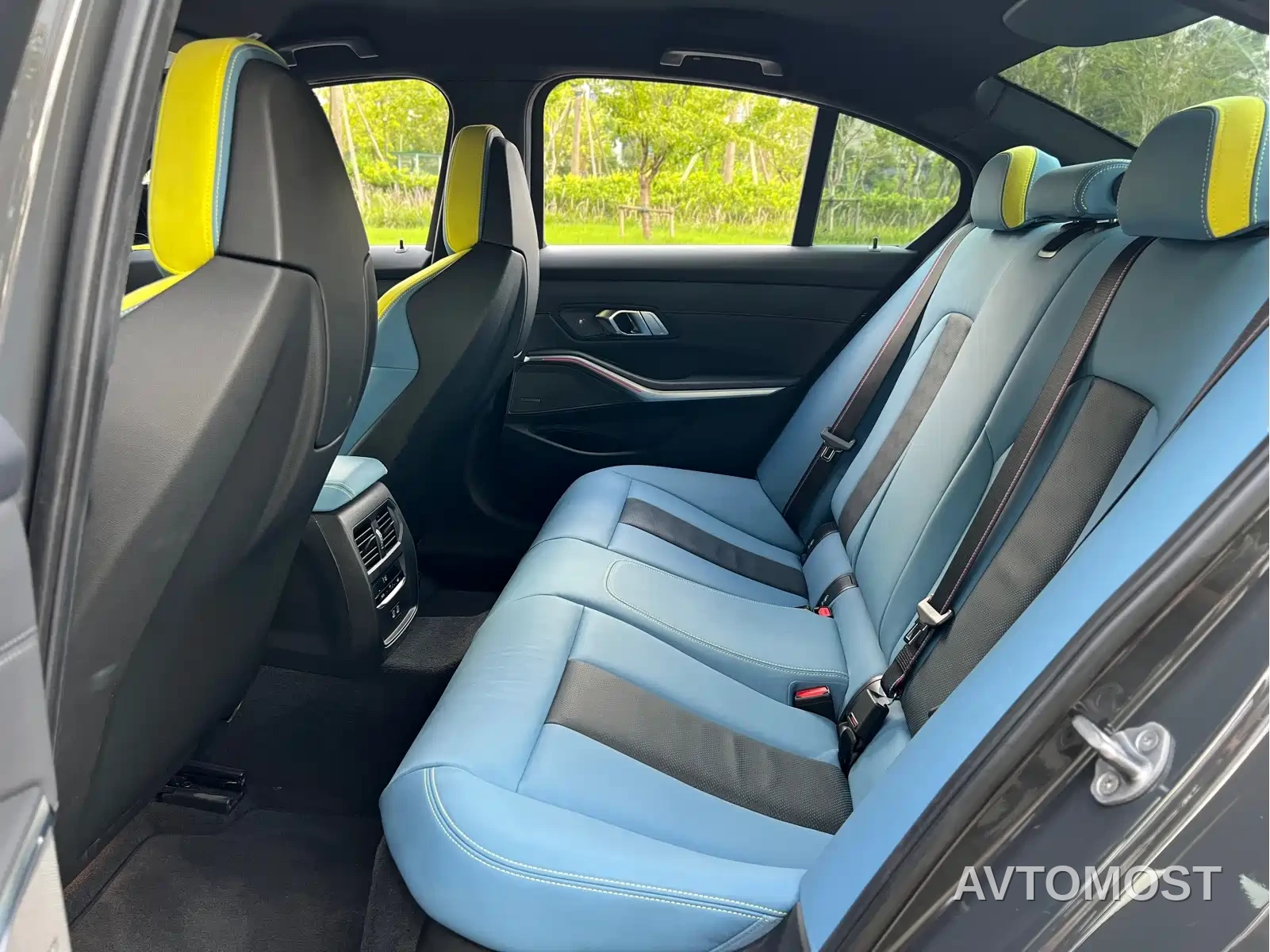 BMW M3 2023 M3 Sedan M xDrive Thunder Edition — фото 14