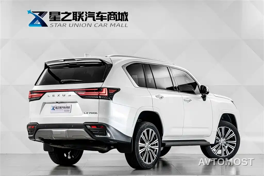 Lexus LX 2025 700h Leading Edition — фото 5