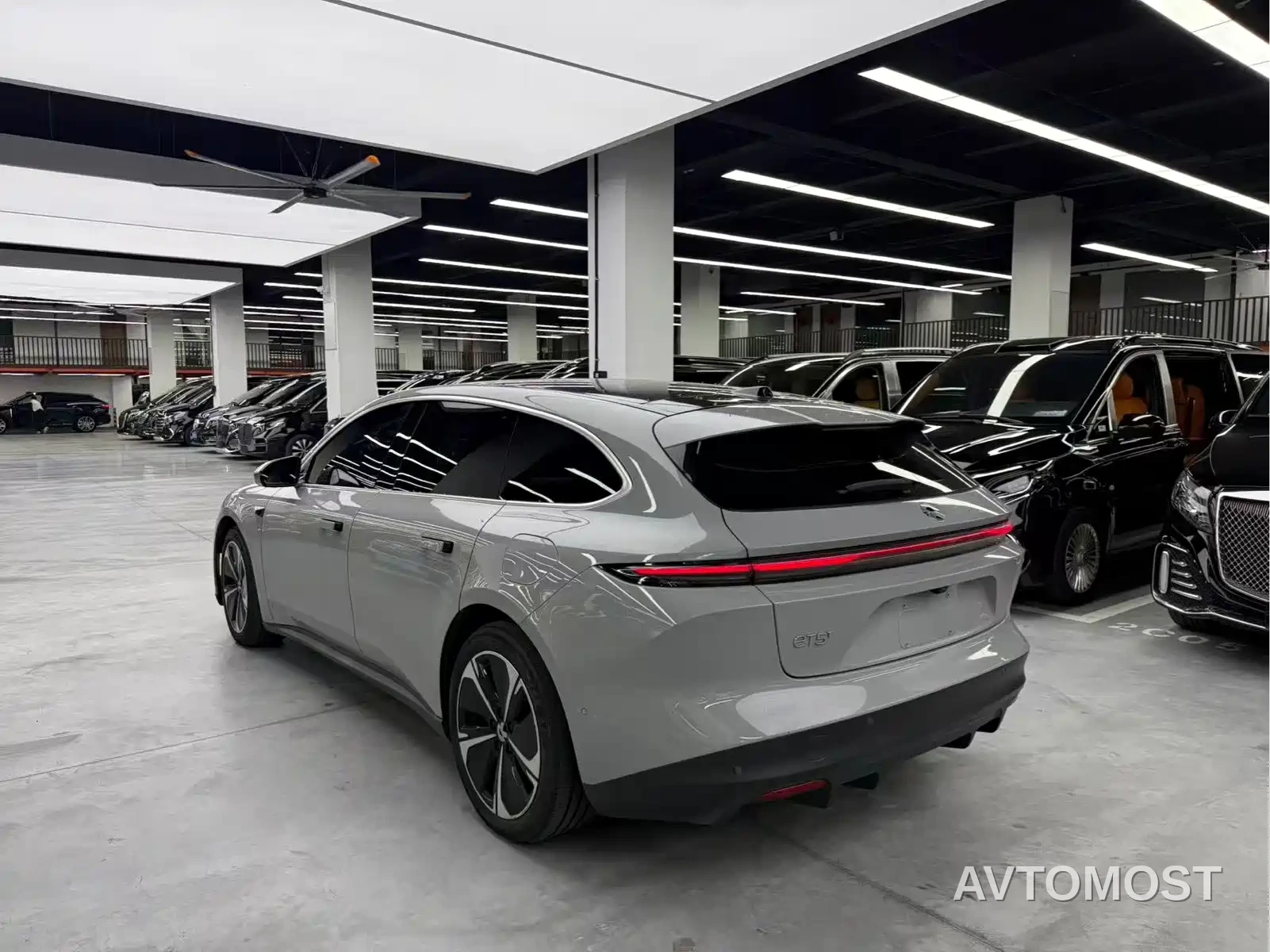 NIO ET5T 2023 Model 75kWh Touring — фото 15