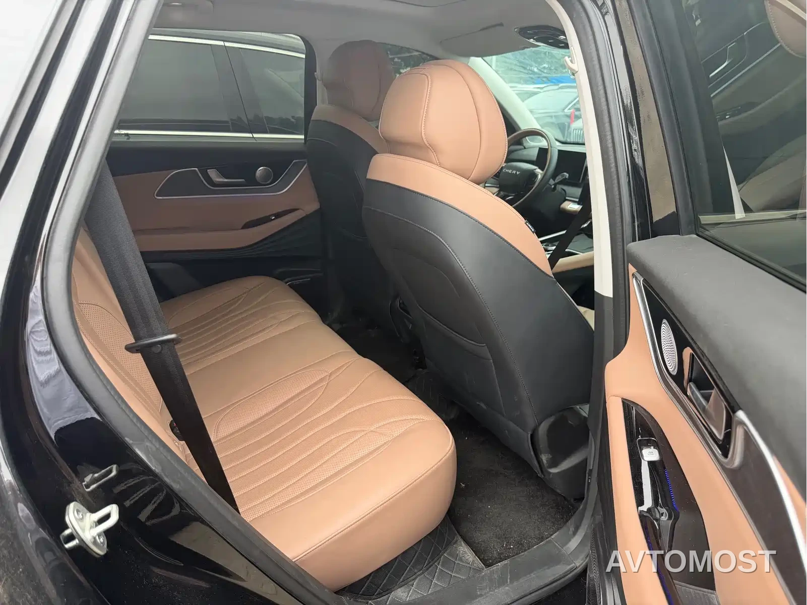 Chery Tiggo 8L 2024 Model 2.0T 2WD Comfort 5-Seater — фото 11
