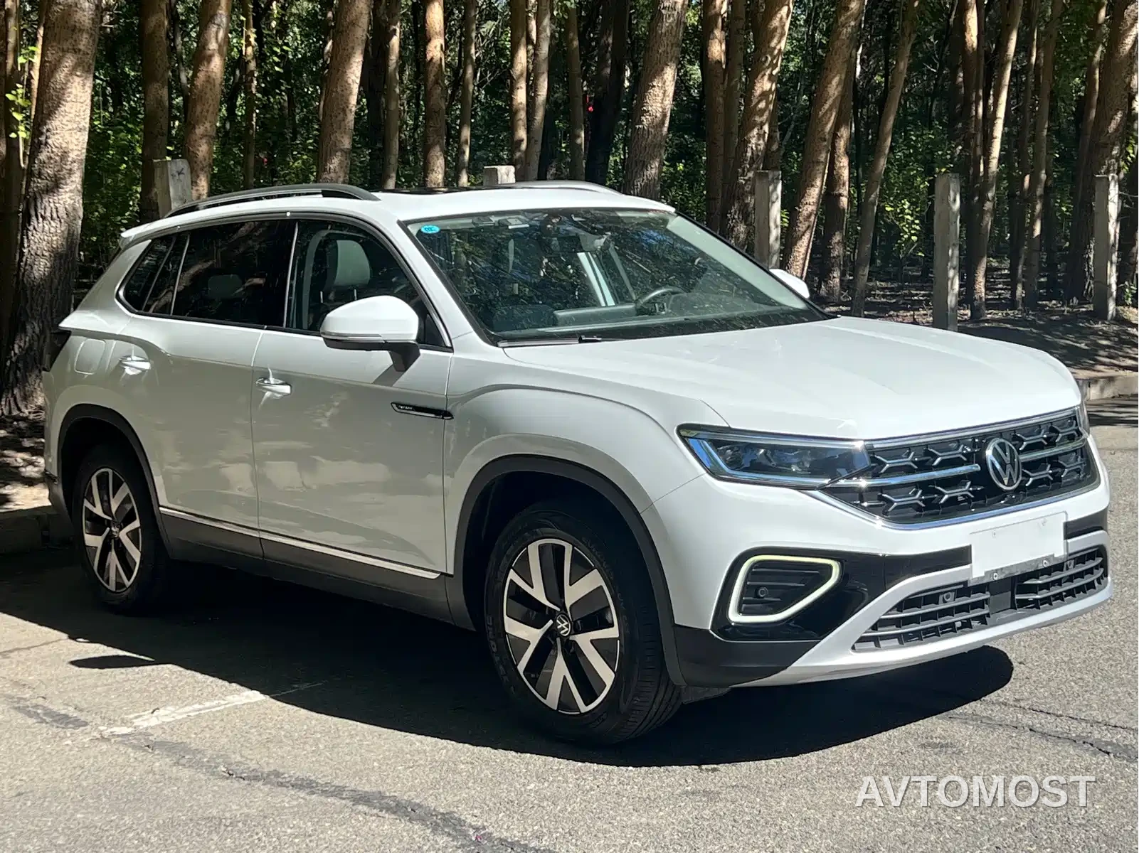 Volkswagen Tayron 2023 280TSI 2WD Luxury Plus Advanced Edition — фото 3