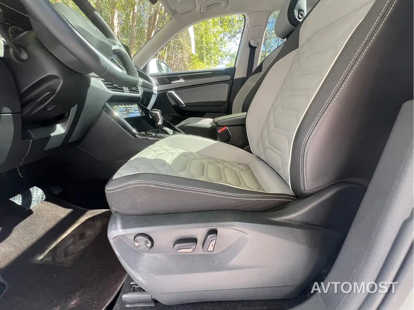 Volkswagen Tayron 2023 280TSI 2WD Luxury Plus Advanced Edition — фото 15
