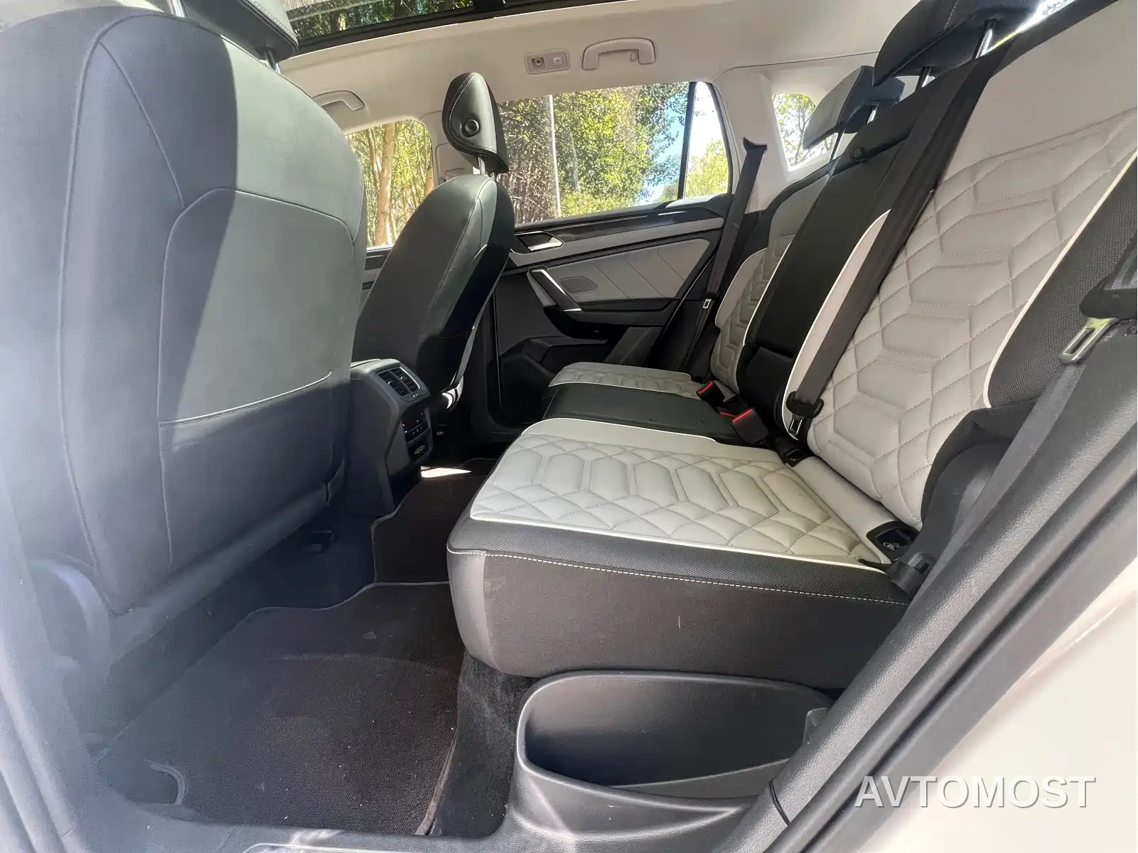 Volkswagen Tayron 2023 280TSI 2WD Luxury Plus Advanced Edition — фото 16