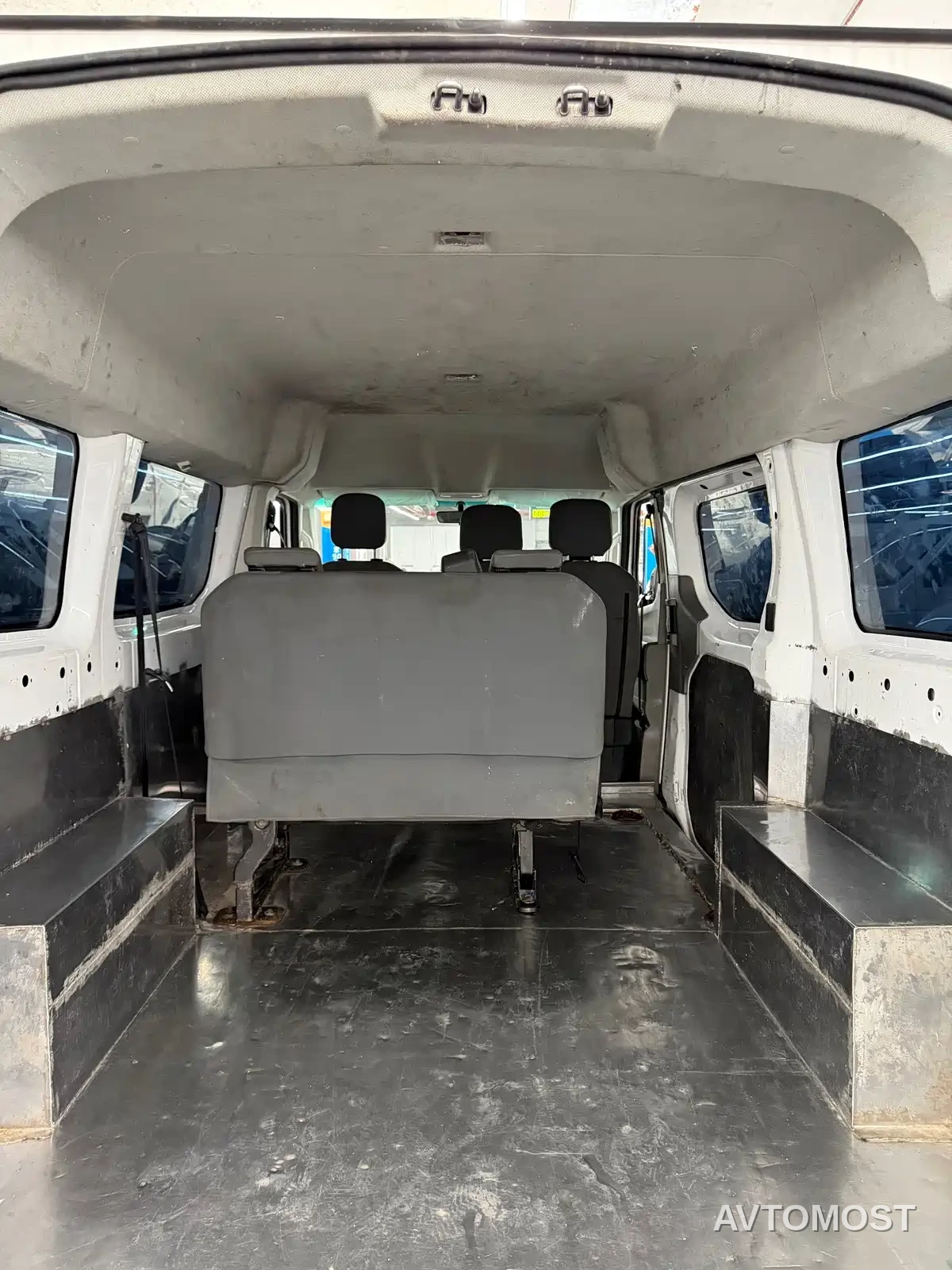 Yuan Cheng Farizon Super VAN 2024 Model Smart Wealth Edition Short Wheelbase Medium Roof 83kWh — фото 22