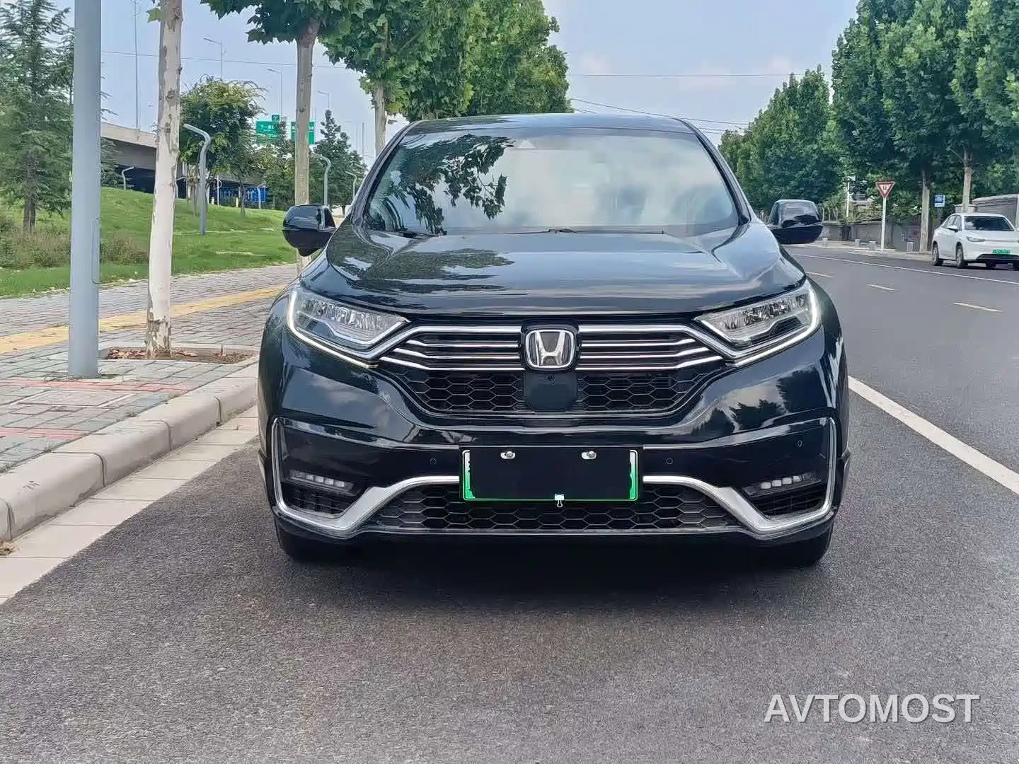 Honda CR-V New Energy 2021 Sharp Hybrid e+ 2.0L Wisdom Edition — фото 2