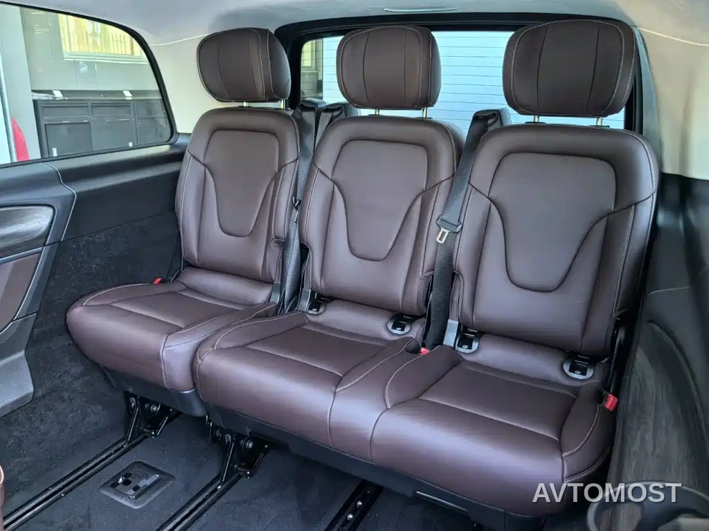 Mercedes-Benz V-Class 2024 V 300 L Long Wheelbase Luxury Edition — фото 10