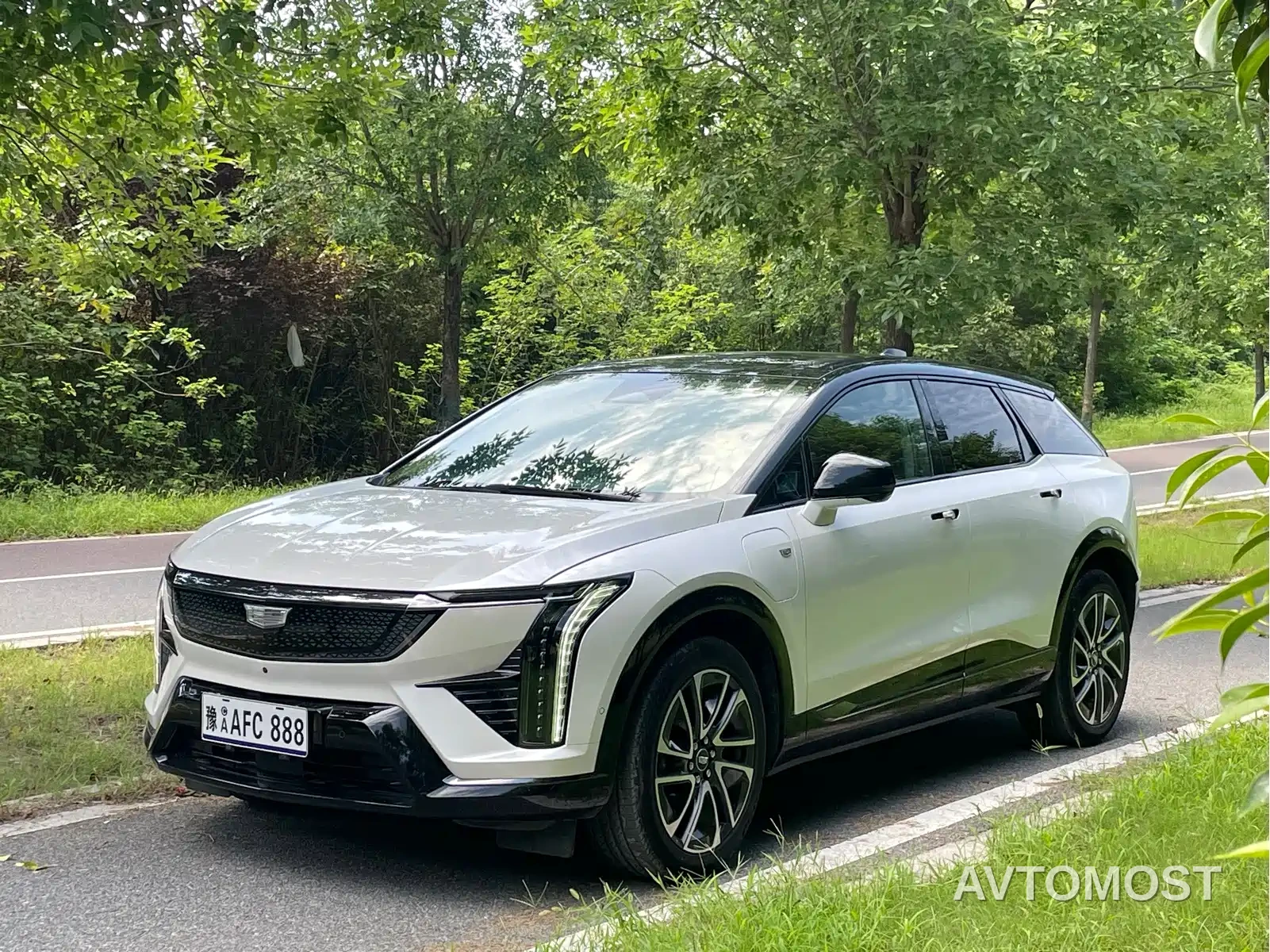 Cadillac IQ Ao Ge 2024 AWD Long Range Edition — фото 1