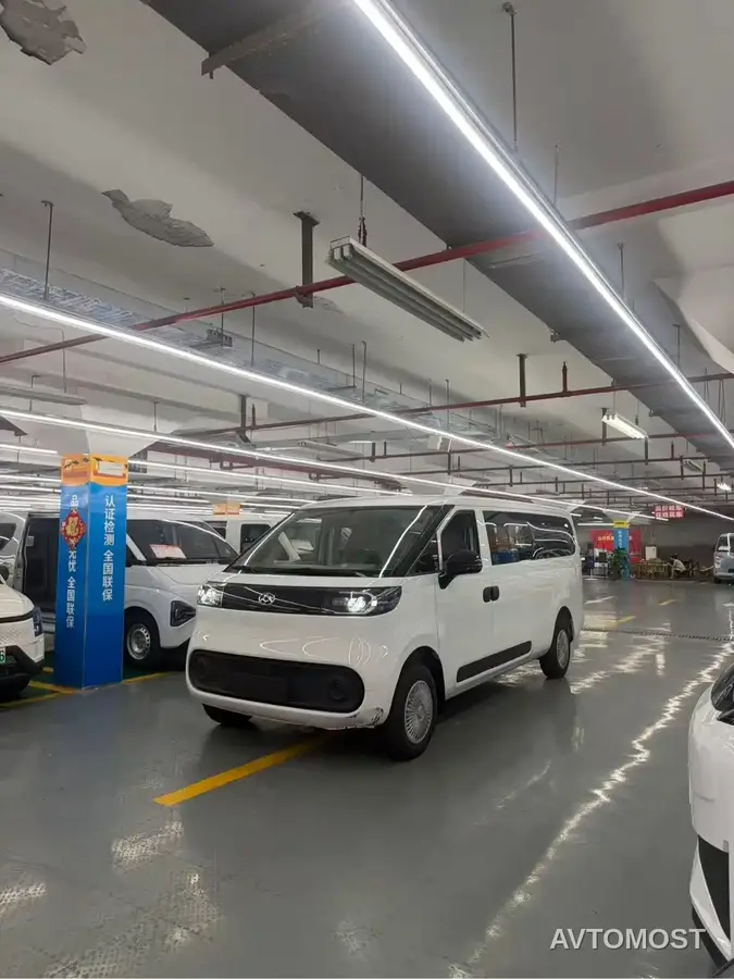 SAIC Maxus Dana V1L 2025 Model Low Roof Multi-purpose Version 50kWh