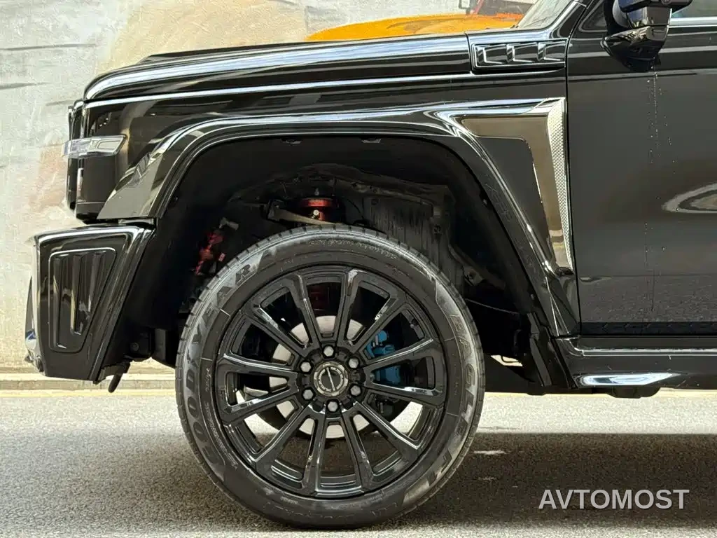 Crossboundary Auto Co-created Tank 300 2023 2.0T Cyber Knight — фото 3