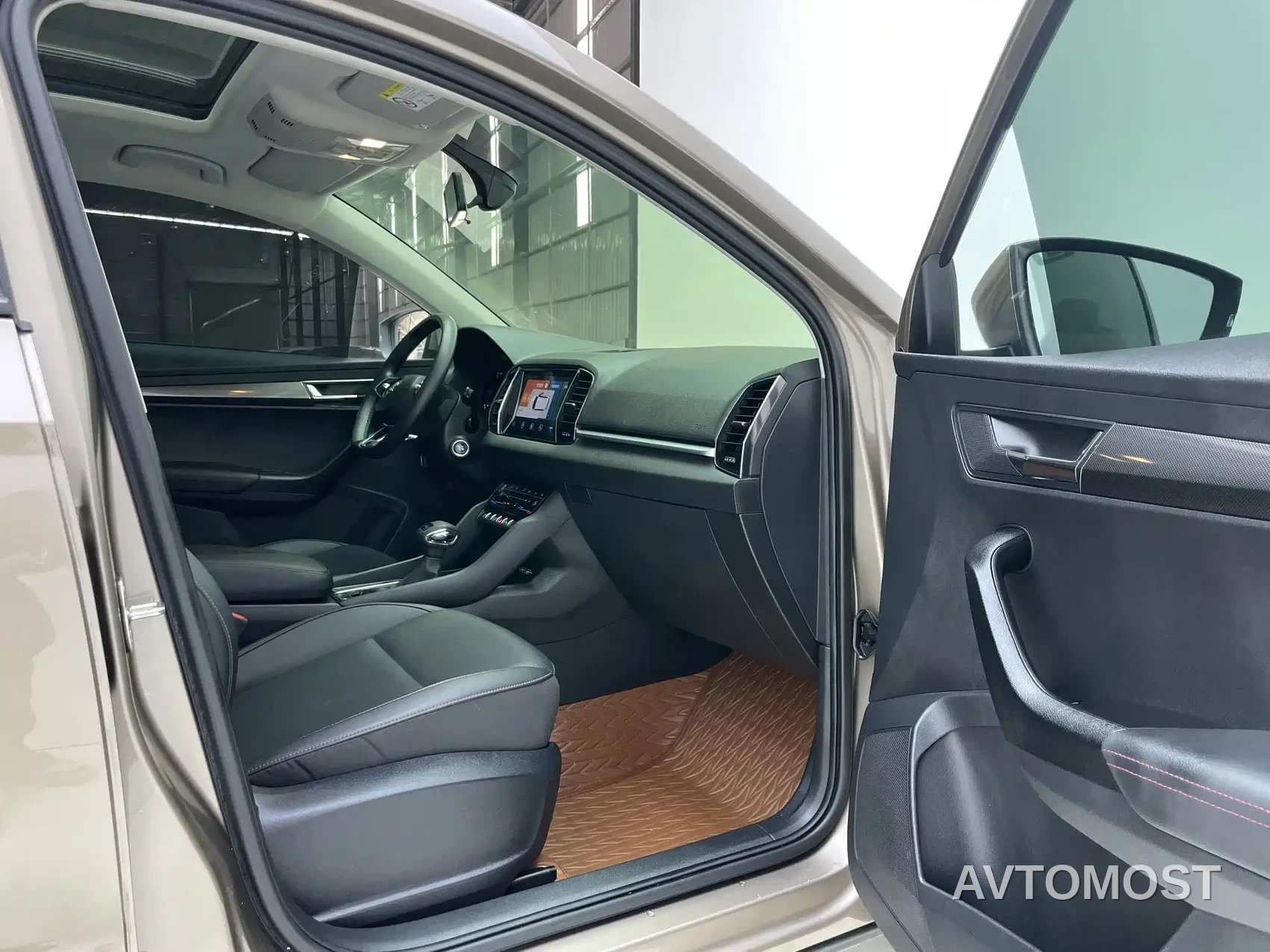 Škoda Karoq 2022 TSI280 Premium Edition — фото 29