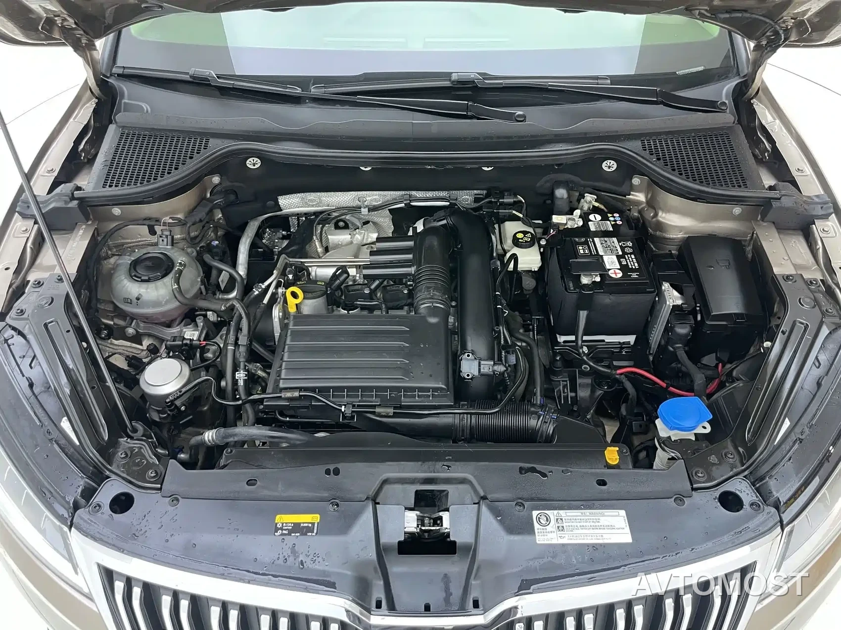 Škoda Karoq 2022 TSI280 Premium Edition — фото 31
