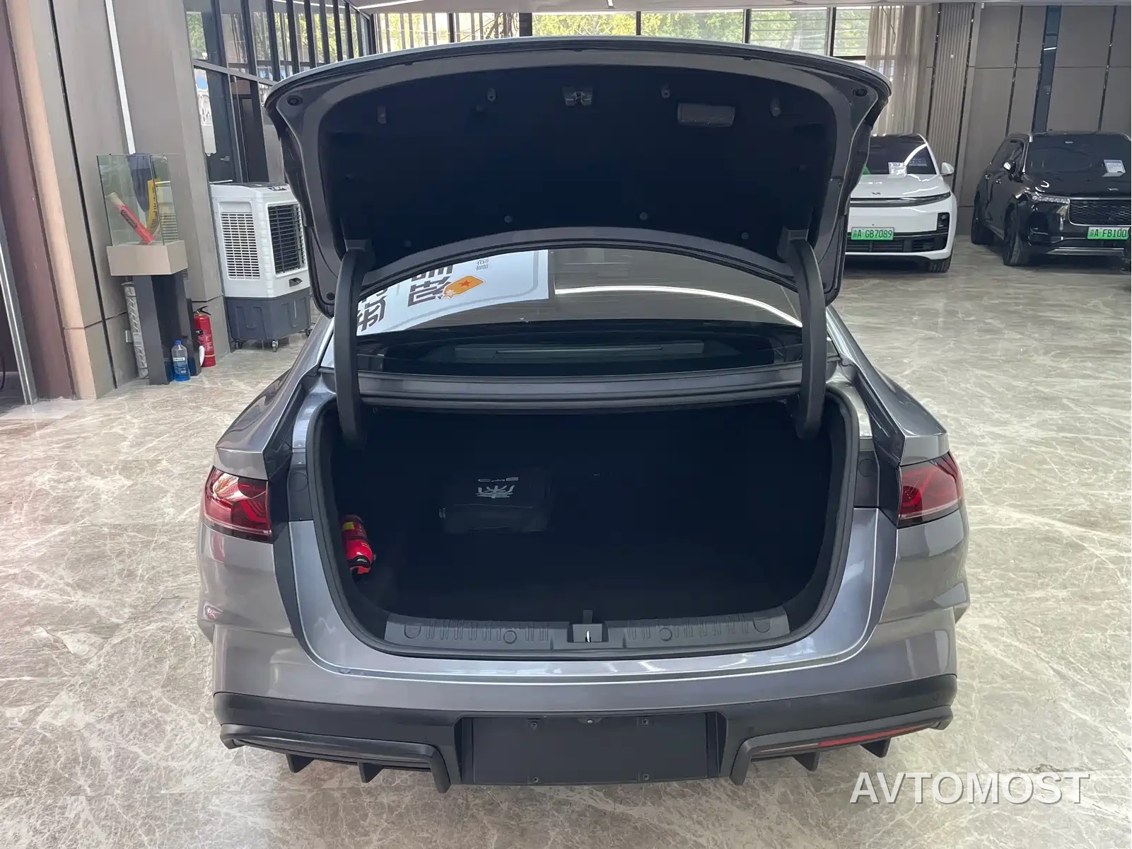 BYD Qin L 2024 DM-i 80KM Superior — фото 6