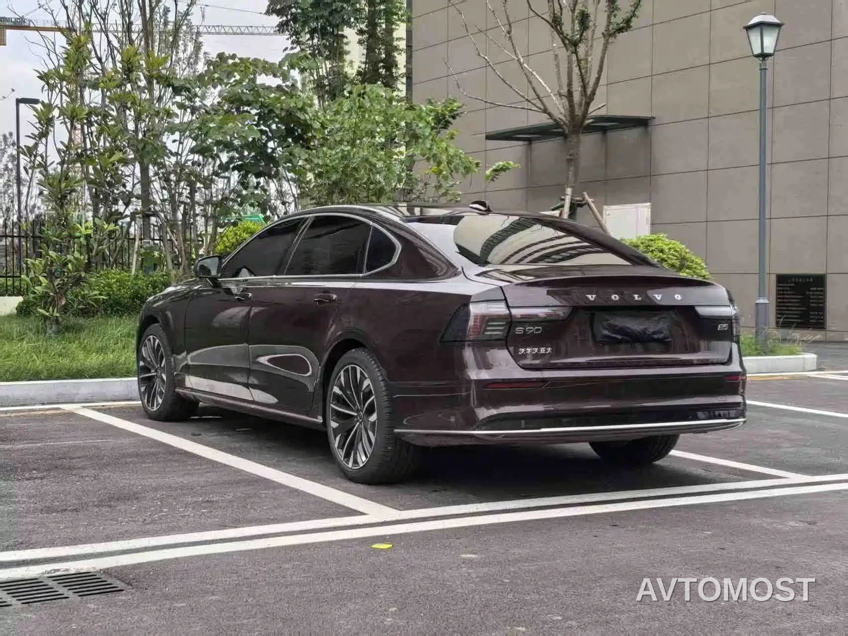 Volvo S90 2026 B5 Zhiya Luxury Edition — фото 2