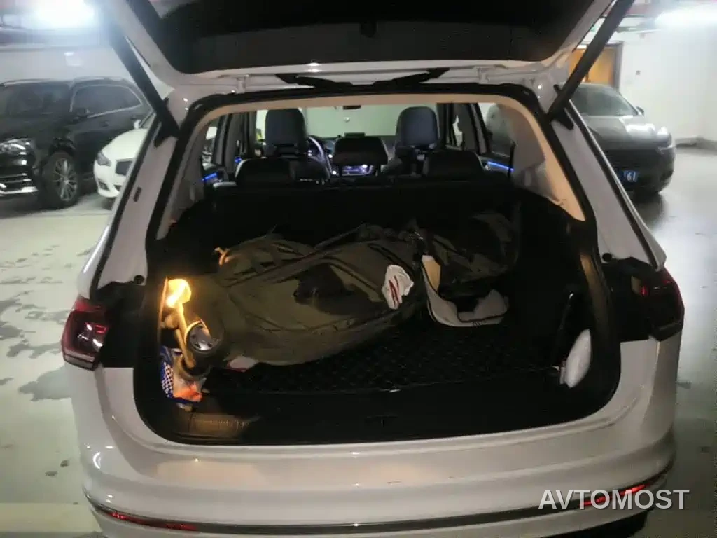 Volkswagen Tiguan L PHEV 2021 430PHEV Plug-in Hybrid Flagship — фото 5